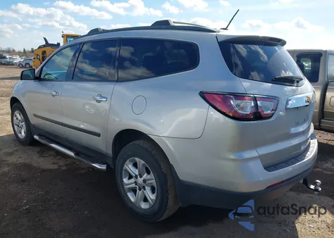 2015 Chevrolet Traverse Ls z USA, uszkodzony, nr VIN 1GNKRFED1FJ168866